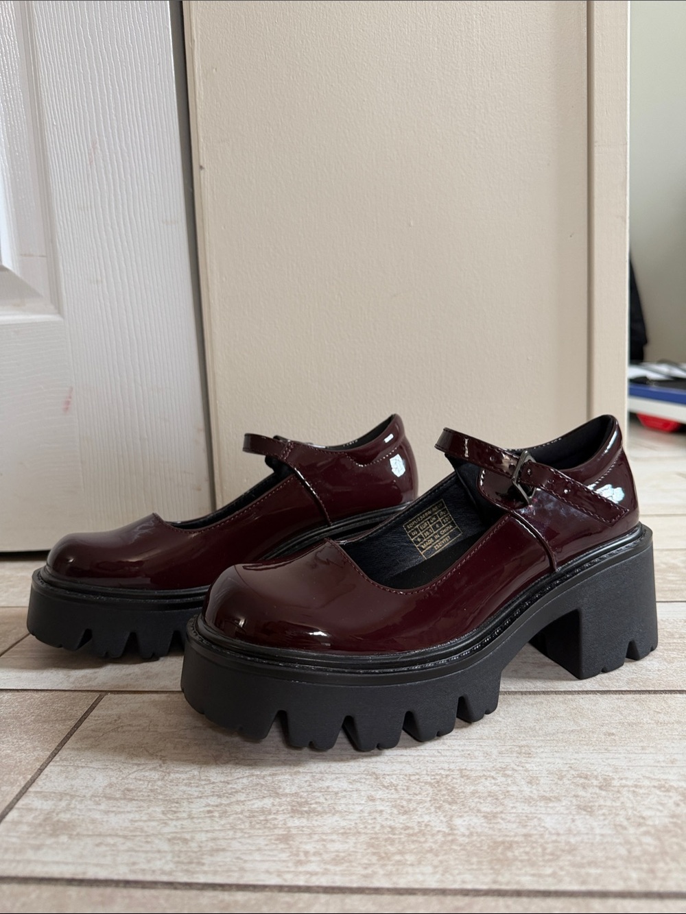 Dream Pairs Burgundy Patent Mary Jane Platform Heels